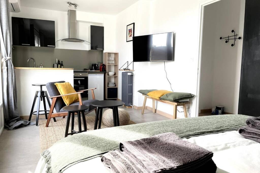 Mon Appart'Hotel - Climatisation Avec Parking Gratuit Brive-la-Gaillarde Eksteriør billede